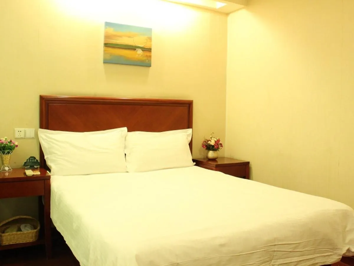 **  Greentree Inn Henan Luoyang Peony Square Business Hotel Kina